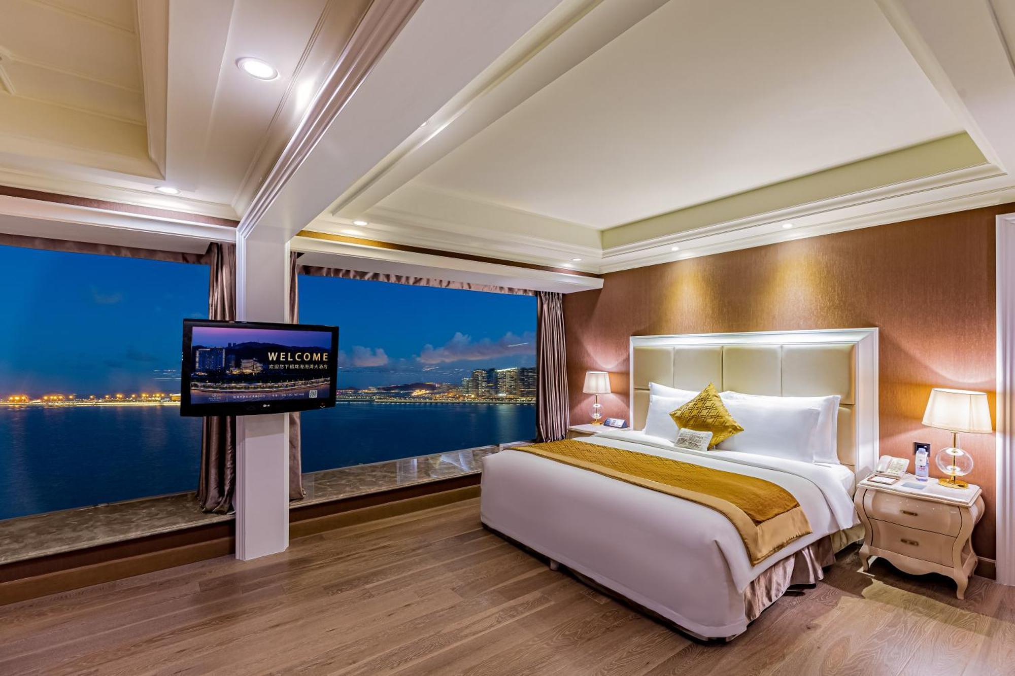 Grand Bay Hotel Zhuhai Exteriör bild